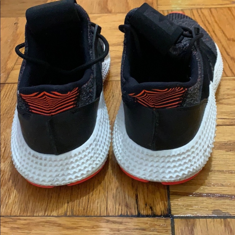 Adidas - Picture 3 of 3